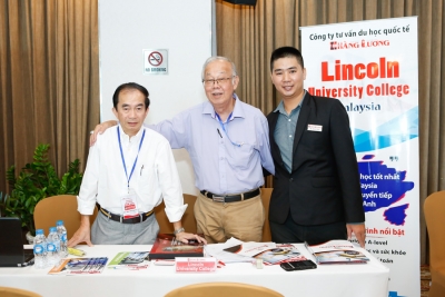 Quầy tư vấn trường Đại Học Lincoln